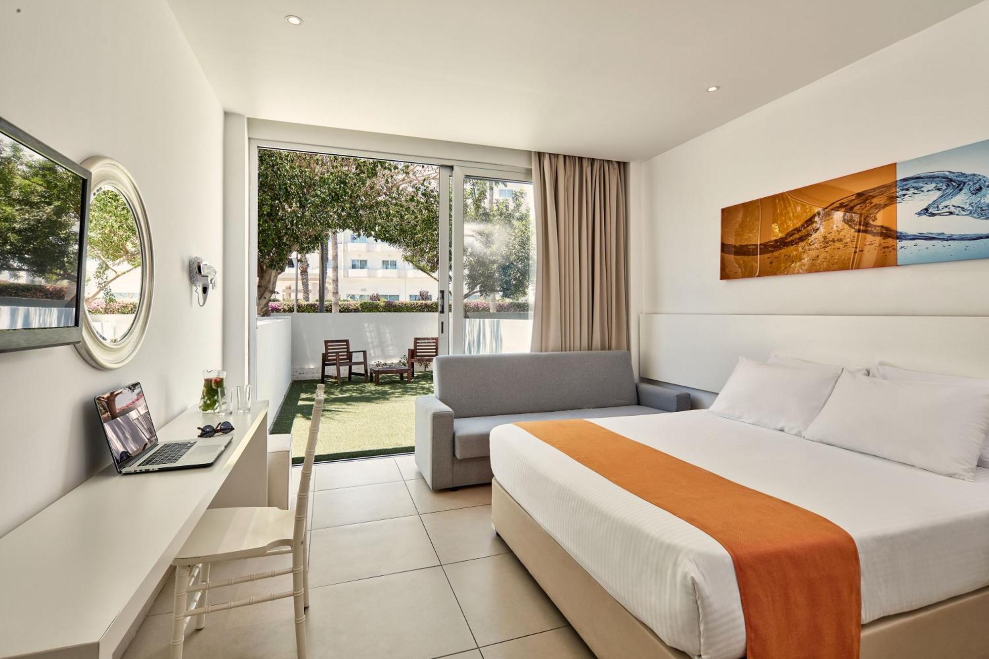Atlantica Sancta Napa Hotel Ayia Napa Bagian luar foto